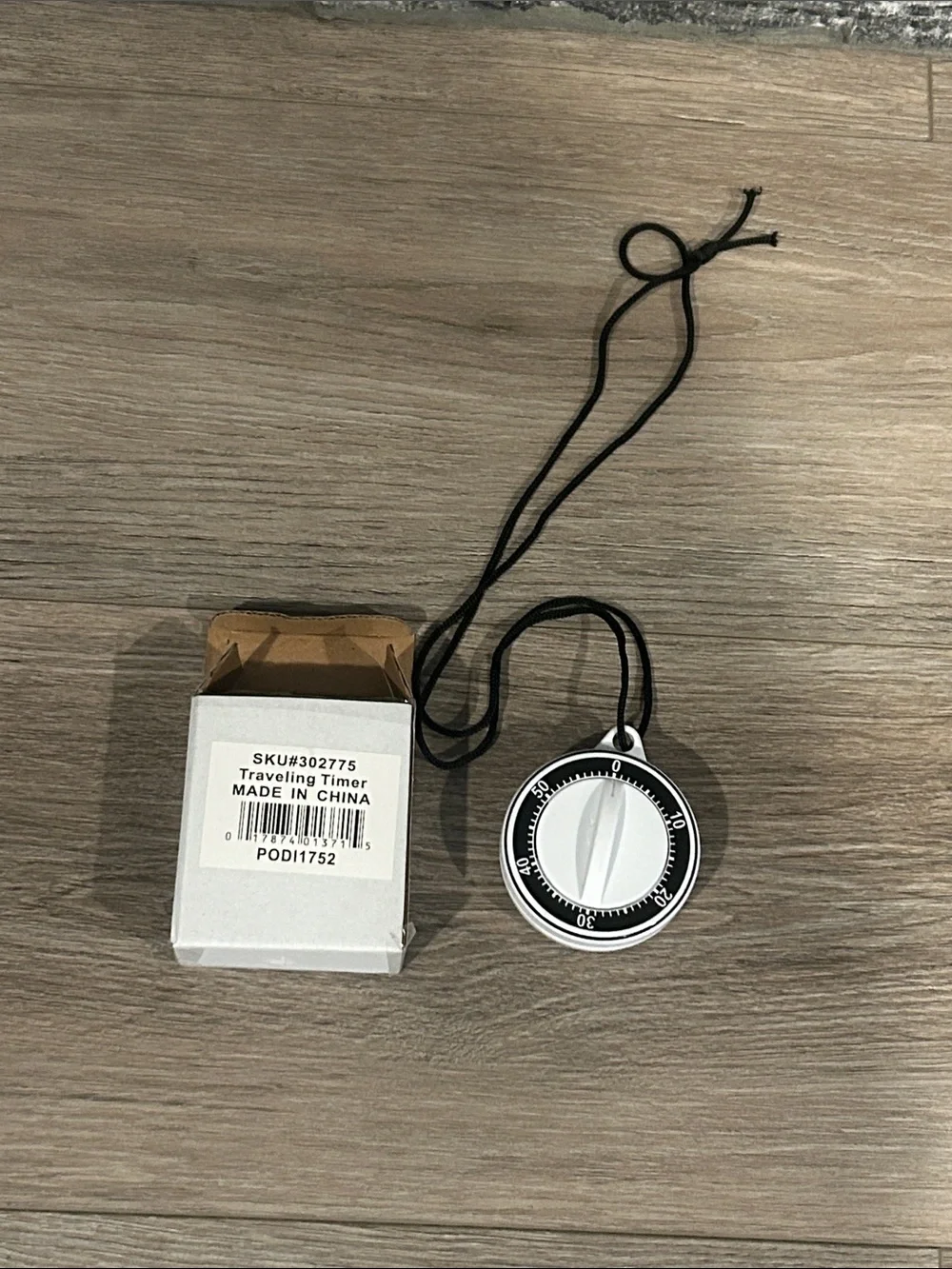 NWT Travel Timer‎ Hanging Kitchen Timer - Black & White
